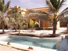 Huis in Ngaparou voor  10 •   met priv zwembad 