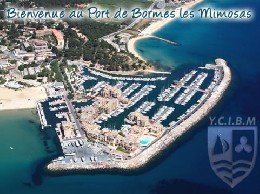 Flat in La faviere (bormes les mimosas) for   6 •   private parking 