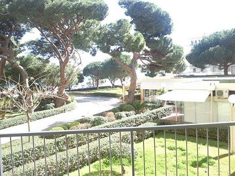 Flat in Le lavandou for   4 •   view on sea 