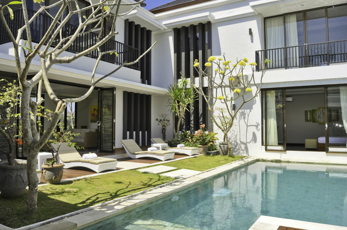 House in Canggu for   6 •   with private pool 