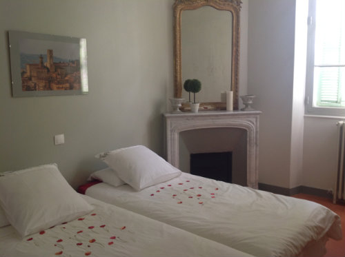 Bed and Breakfast in Grasse for   4 •   2 bedrooms 