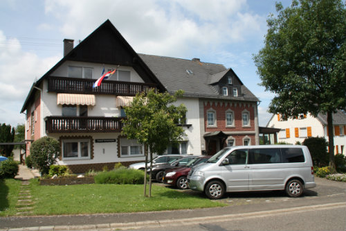 Appartement in Liesenich voor  4 •   priv parkeerplek 