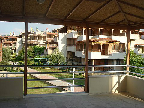 House in Kusadasi-davutlar for   6 •   with shared pool 