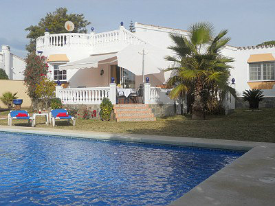 Huis in Marbella voor  8 •   met priv zwembad 