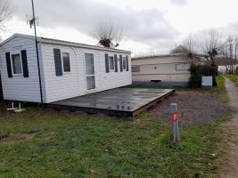 Mobil-home  Holving pour  4 •   2 toiles 