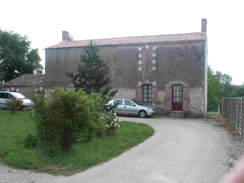 Huis in L'aiguillon sur vie voor  4 •   priv parkeerplek 