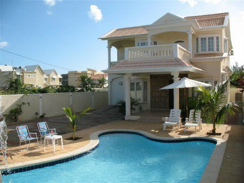 House in Flic en flac for   10 •   with private pool 