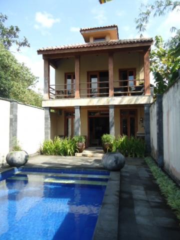 House in Yogyakarta for   4 •   1 bedroom 