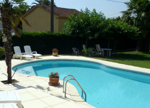 Haus in Mandelieu - la napoule fr  6 •   mit Schwimmbad auf Komplex 