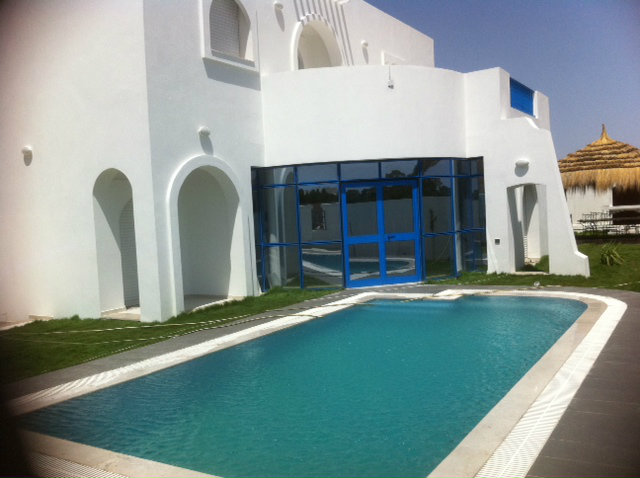 House in Djerba for   6 •   luxury home 