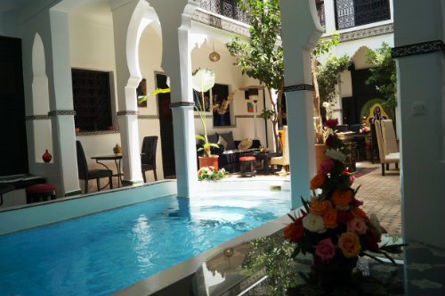 Casa rural en Marrakech para  18 •   con piscina privada 