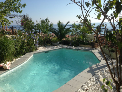 House in Menton for   6 •   view on sea 