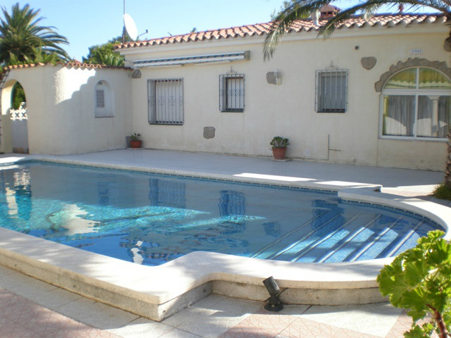 Haus in Miami playa fr  8 •   mit privat Schwimmbad 
