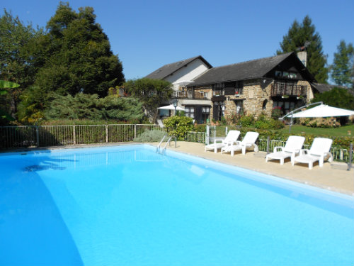 Gite in Haut de bosdarros for   16 •   with private pool 