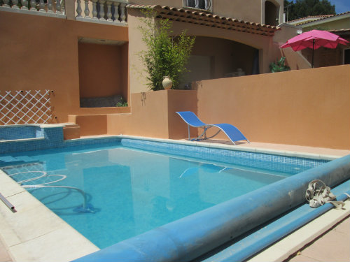 Appartement in Carry le rouet fr  3 •   mit privat Schwimmbad 