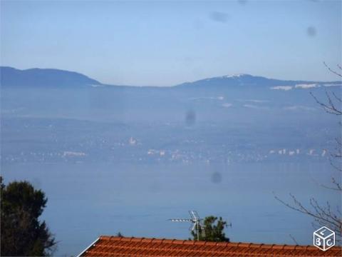 House in Evian les bains for   6 •   view on lake 