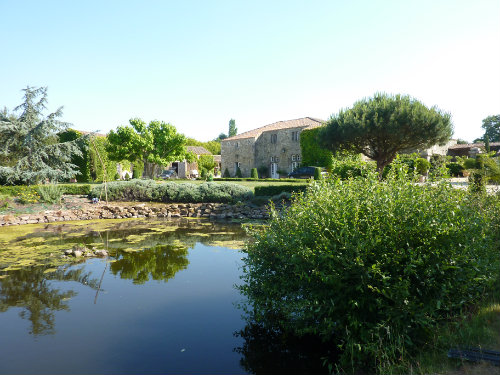 Bed and Breakfast in Landevieille for   4 •   garden 