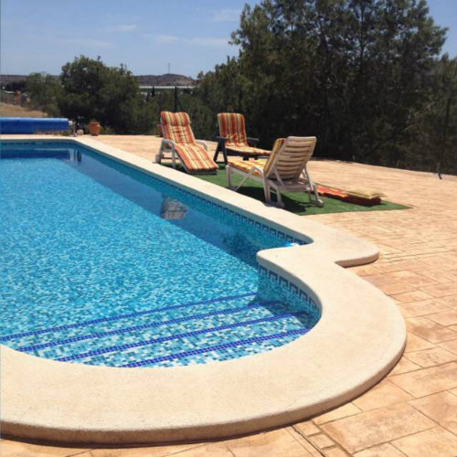 Haus in Alicante fr  6 •   mit privat Schwimmbad 