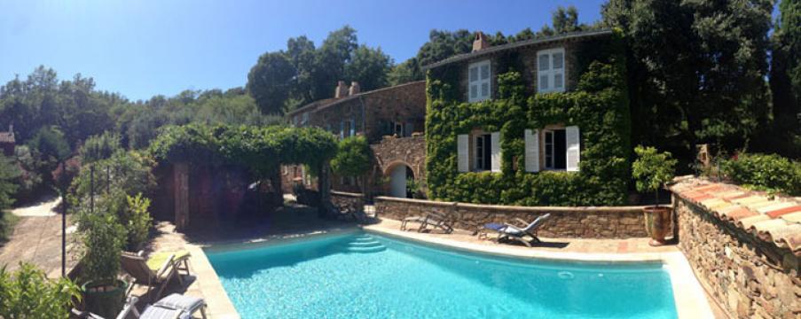 House in La garde-freinet for   10 •   animals accepted (dog, pet...) 