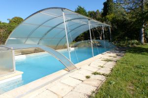 Huis in Aix-en-provence prs de voor  6 •   met zwembad in complex 