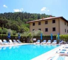 Flat in Massarosa for   6 •   view on sea 