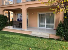Flat in Kusadasi for   6 •   with shared pool 