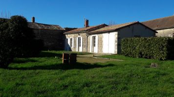 Casa rural en Paizay-naudouin-embourie para  4 •   2 dormitorios 