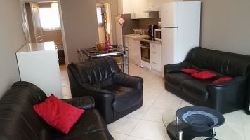 Flat in Antibes for   4 •   animals accepted (dog, pet...) 