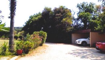 House in Ramatuelle for   4 •   private parking 