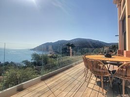 House in Thoule sur mer for   12 •   view on sea 