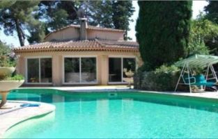 Huis in Aubagne voor  4 •   met priv zwembad 