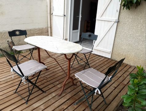 Flat in Carpentras - Vacation, holiday rental ad # 72100 Picture #4