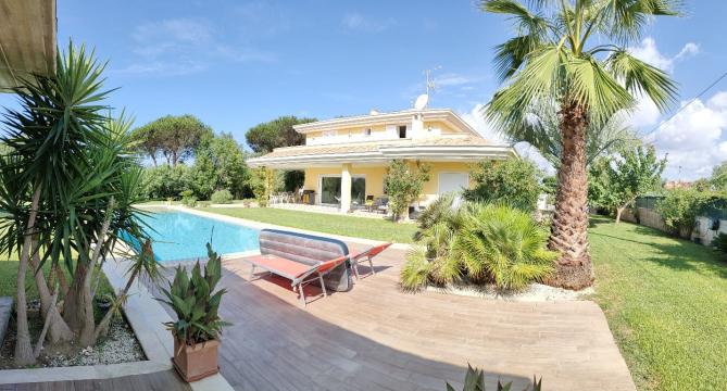 Bed and Breakfast in Nettuno voor  6 •   met terras 