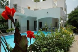 House in Saly for   12 •   with private pool 